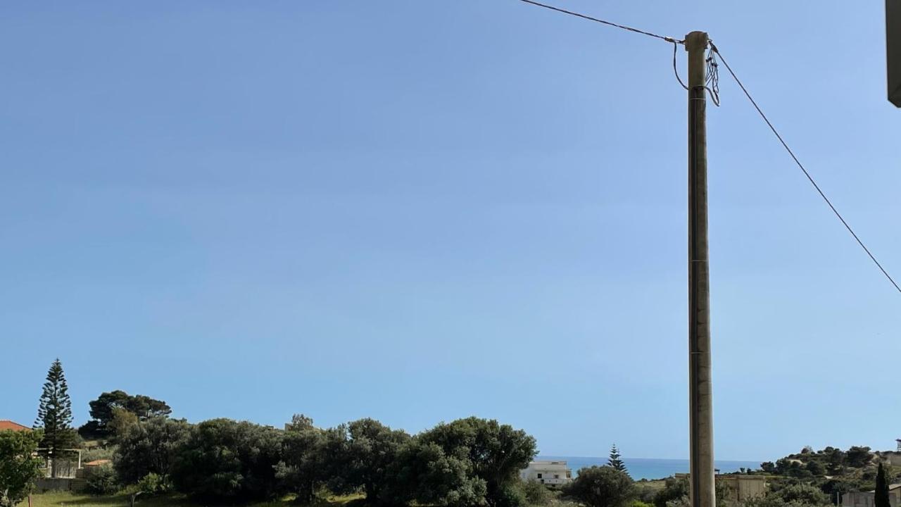 Casa Vacanza Contrada Canalotto 65 レアルモンテ エクステリア 写真